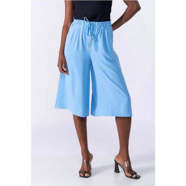 Calca pantacourt com bolsos Azul
