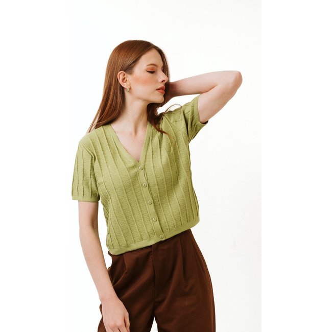 Camisa La Cor Tricot Cropped Canelada com Botões Verde Pistache