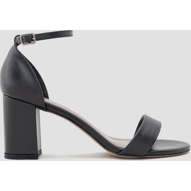 Sandália Gisele CBK Salto Grosso 7cm Couro Preto