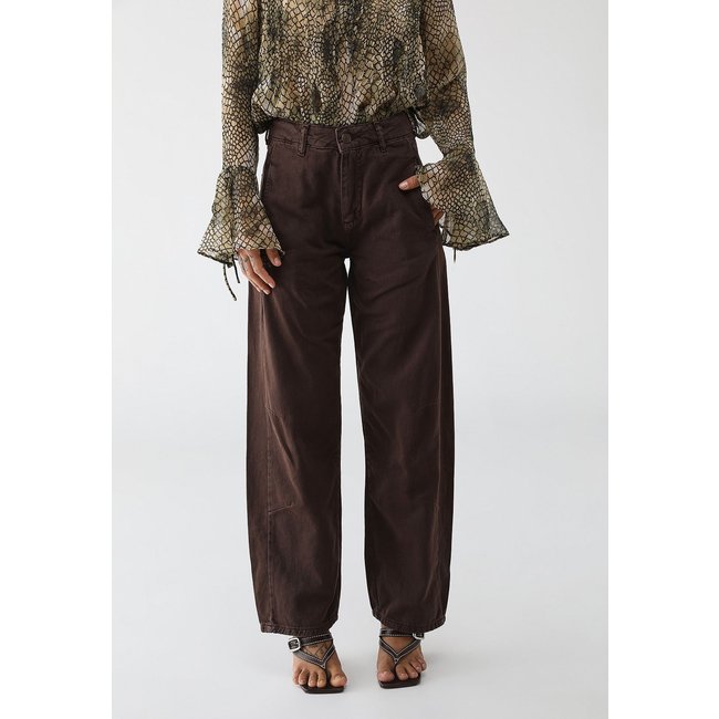 Calça Feminina Sawary Reta Marrom Escuro