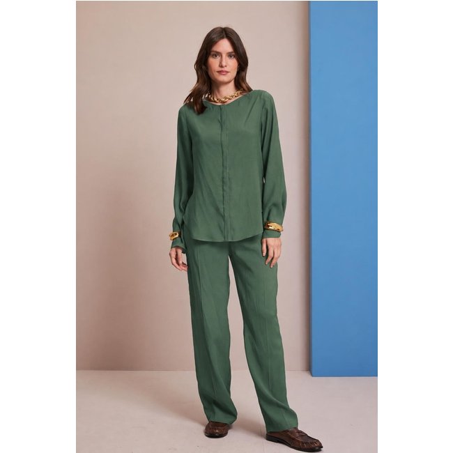 Calça Reta Com Friso Carlota Costa Verde