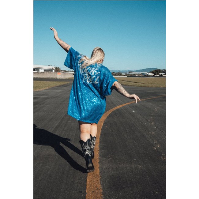 Kimono Comprido Em Paetê Azul Bordado Party On marinaegabriella