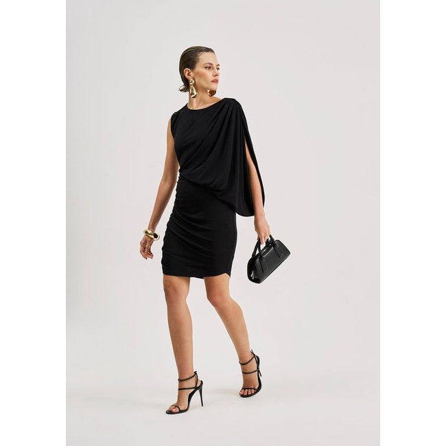Vestido Iódice Ajustado Decote Careca Sem Manga Curto Preto