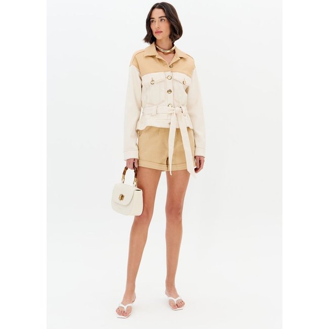Short Sarja Clochard Cintura Super Alta Lança Perfume