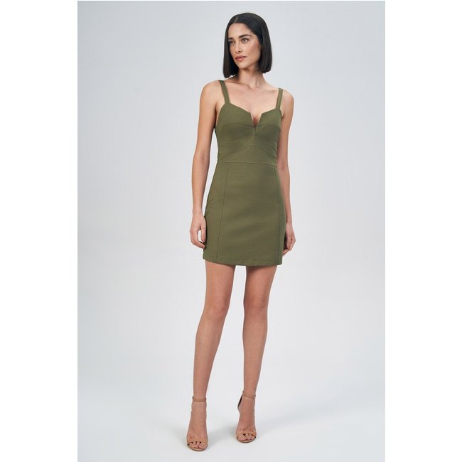 Vestido Curto Slim Feminino Acostamento