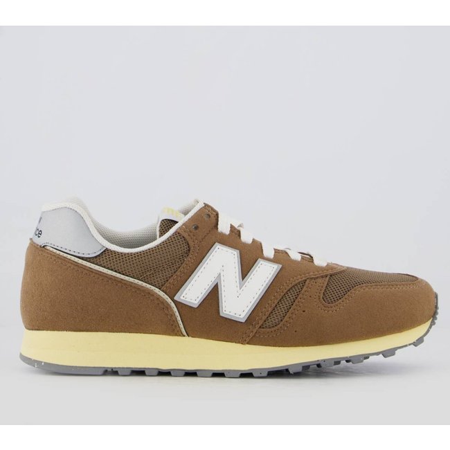 Tênis New Balance 373 V2 Feminino Marrom Claro