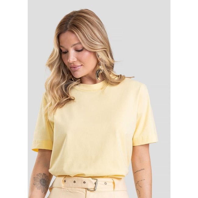 T- Shirt Feminina Lisa Dianna Amarelo