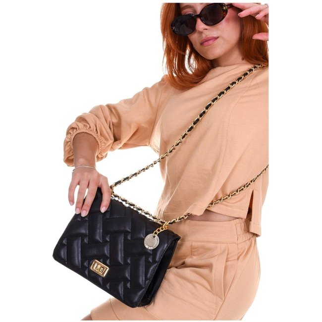 Bolsa Feminia Transversal Maria Milão Pequena Flap Preto