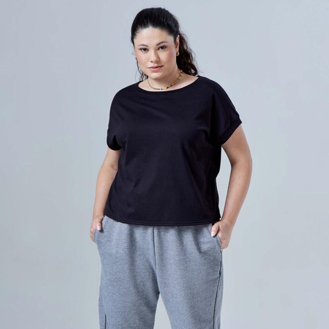 Blusa Tech Air Recorte Plus Feminina Preto
