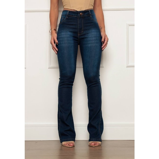 Calça Flare Azul Escuro Acetinada - O Toque de Elegância e Conforto