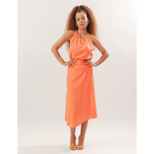 Blusa Halter Lemmut Coral com Decote Frontal