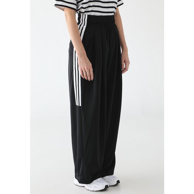 Calça Feminina adidas W Tiro Q3 PT Preta