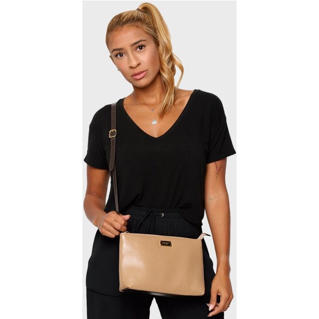 Bolsa Transversal Couro Mariart 2200 Areia e Café