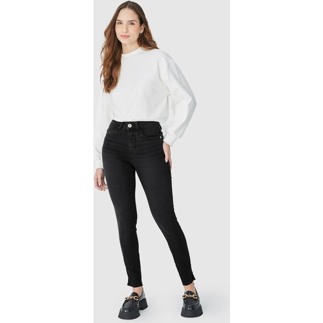 Calça Feminina Skinny Cropped Fenda Lateral Em Flex Jeans