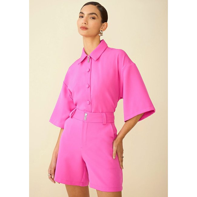 Shorts Maria Valentina Alfaiataria Com Broche Pink