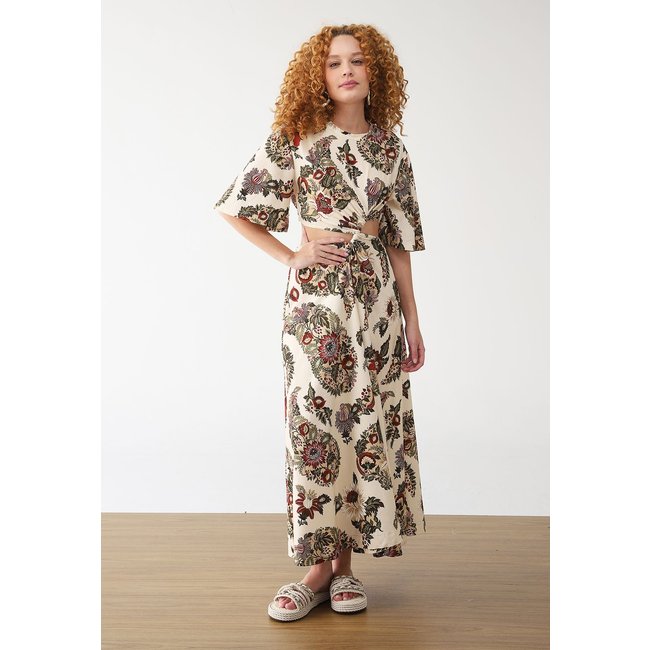Vestido FARM Midi Trorção Floral Raiana Off-White