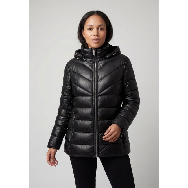 Casaco Feminino Facinelli Matelassê Capuz Preta