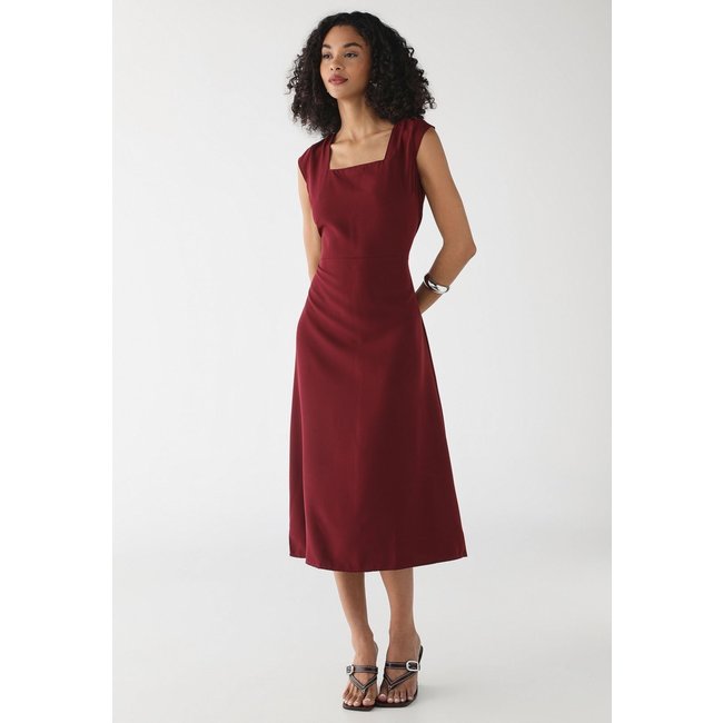 Vestido Midi decote quadrado em crepe Bordô