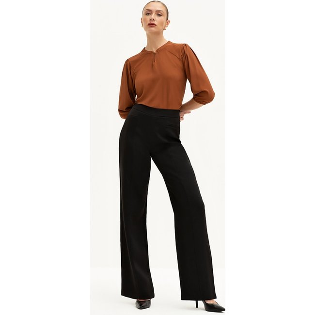 Blusa Principessa Manga 7/8 em Crepe Marrom Ferrugem Vanessa