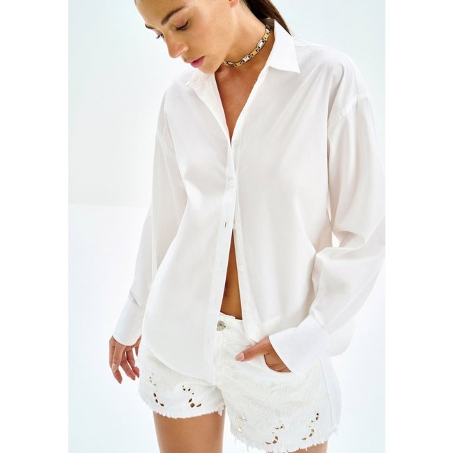Camisa Manga Longa Alfaiataria em Tricoline
