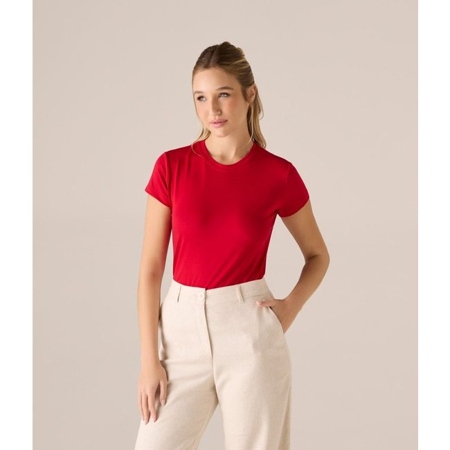 Blusa Makenji Basica Decote Careca Feminina Vermelho