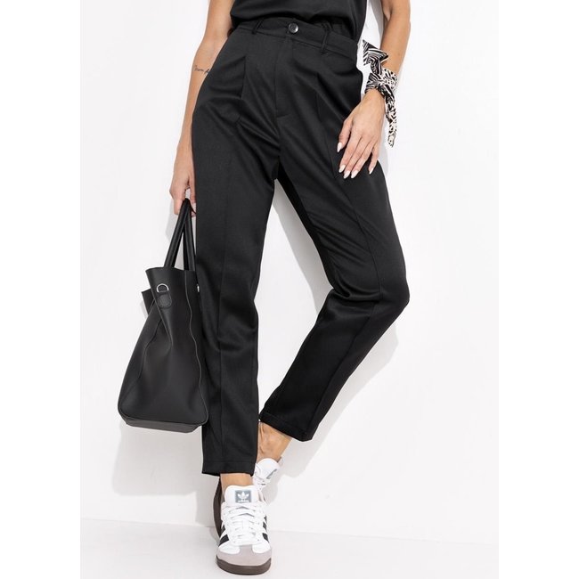 Calça Feminina Preto Em Crepe Plano Quintess