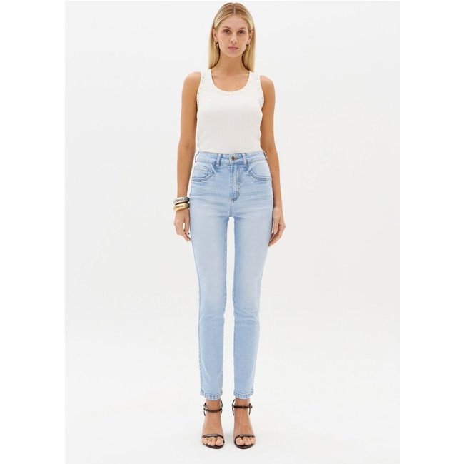 Calça Jeans Skinny Ankle Com Bolso Bordado Lança Perfume
