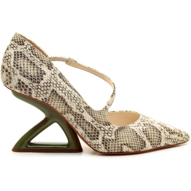 Scarpin Couro Off White Salto Alto Cecconello 2373009-7