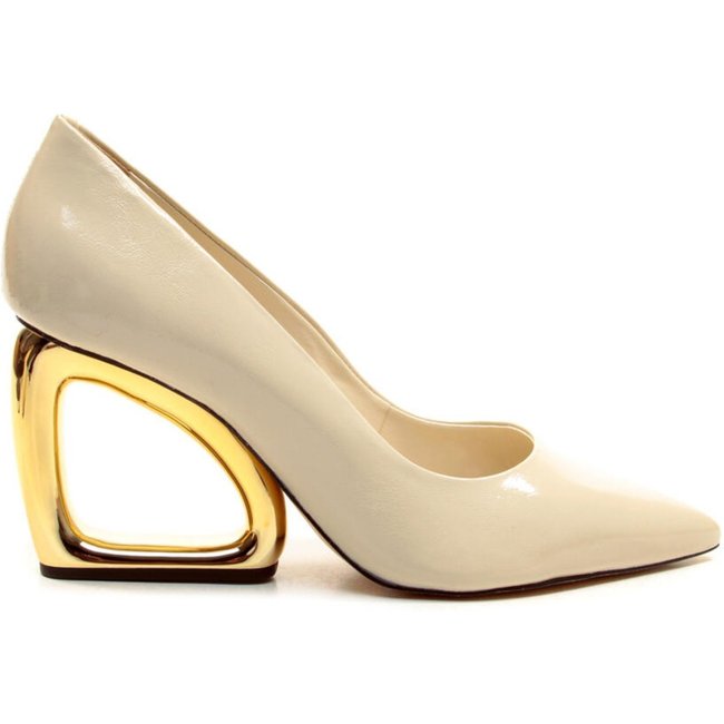 Scarpin Couro Off White Salto Vazado Cecconello 2202002-9