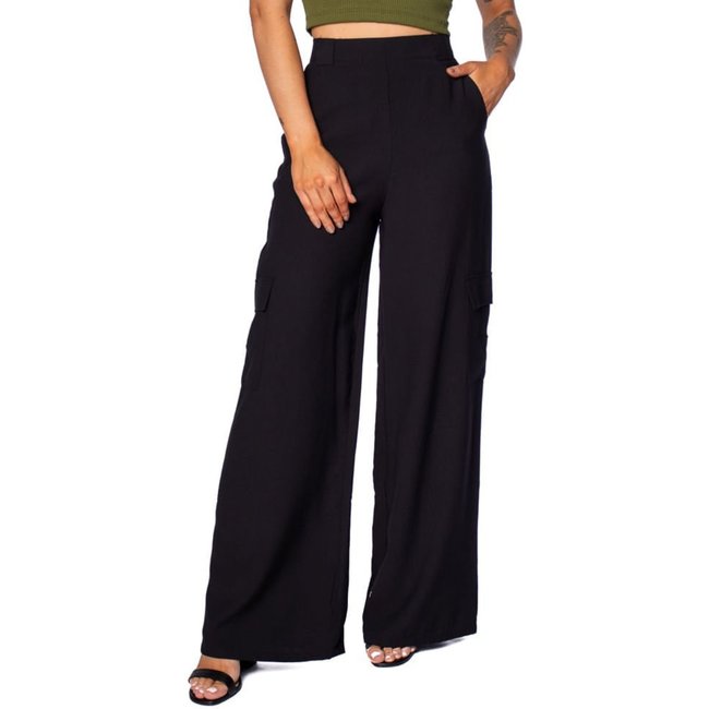 Calça Pantalona Feminina The Style Box com Bolso Cargo Preto