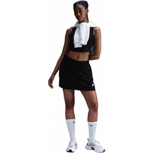 Saia Nike Sportswear Club Feminina