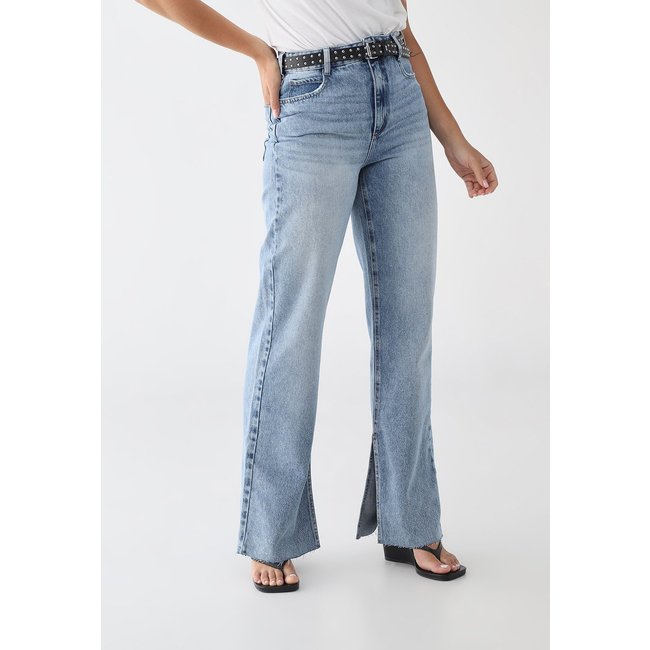 Calça Jeans Feminina Colcci Reta Barra Fenda Azul Claro