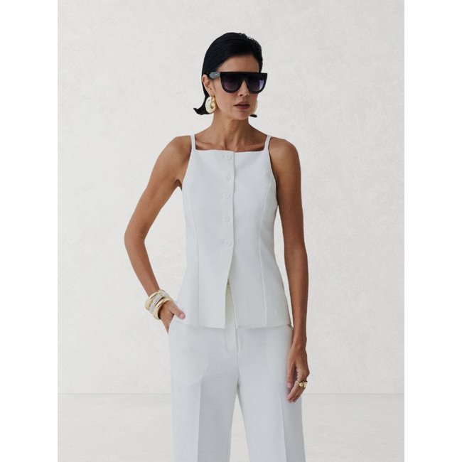 Blusa Via Lessa Abrantes com Botões Frontais Off White