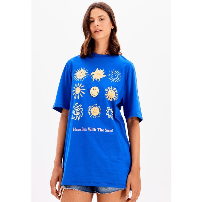 Camiseta My Favorite Oversized Alongada Azul