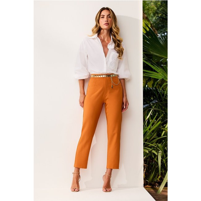 Calça Alfaiataria Lisa Com Bolsos Camel Charry