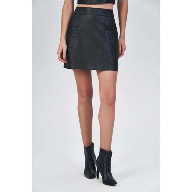 Saia Black PU Recortes Feminina Acostamento