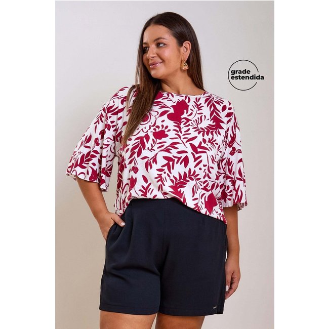 Short Feminino Alfaiataria Creponado Marialícia Preto