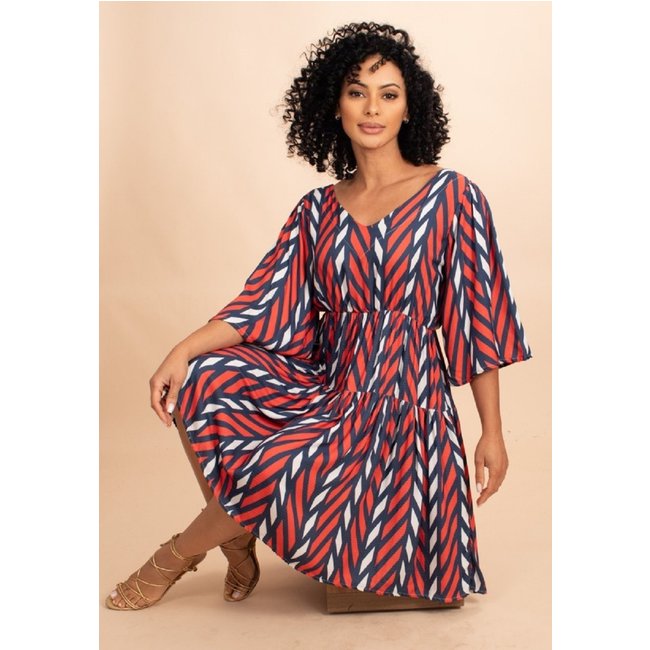 Vestido Curto Plano Camadas Estampa Tribal Tricolor