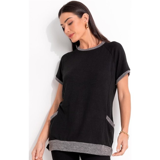 Blusa Em Malha Tricô Preta Quintess