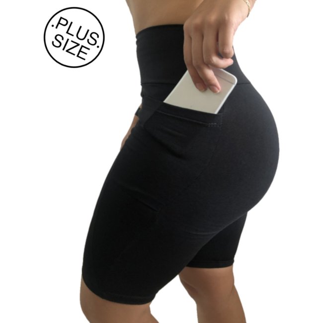Bermuda Plus Size Heide Ribeiro Fit Bolso para Dispositivos Preto
