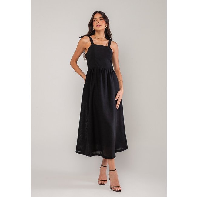 Vestido Alfaiataria Midi Com Alças Largas e Amarração Salvatore Preto