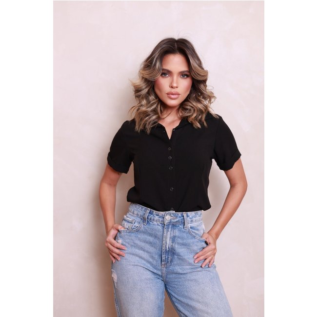 Camisa Social Feminina Ícone Fashion Manga Curta Preta
