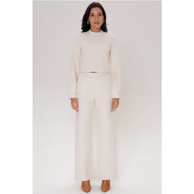 CALÇA RETA COMFY OFF WHITE Gatabakana