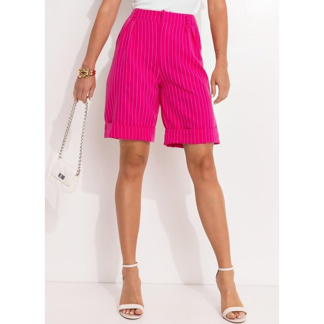 Short Alfaiataria Risca De Risca De Giz Pink Colorido Quintess