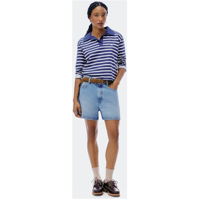 Shorts Jeans Feminino Reto Cintura Média