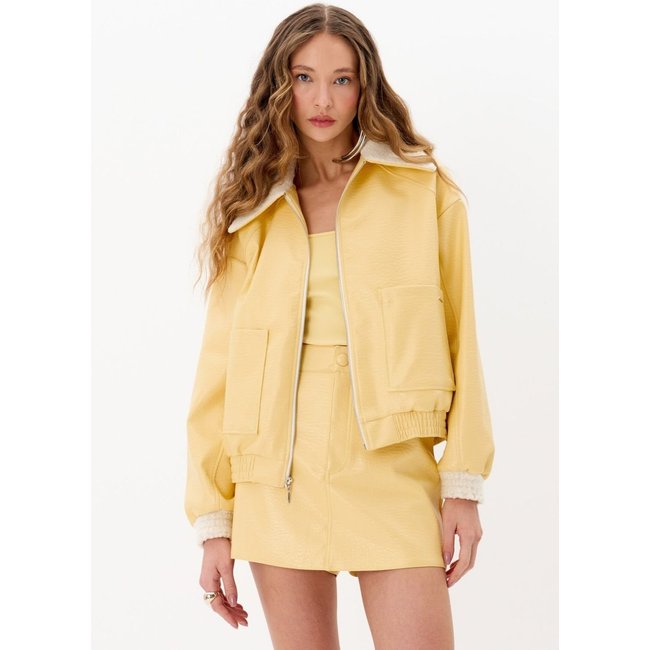 Jaqueta Oversized Com Detalhe De Pelo My Favorite Things