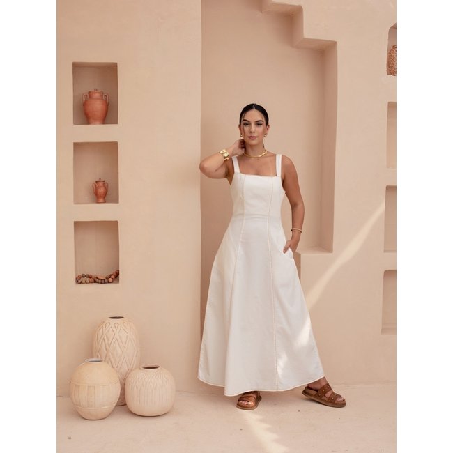 Vestido Longo Novah Store Decote Quadrado Sarja Off White