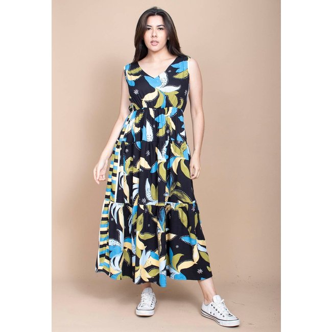 Vestido Cabanafree Regata Longo Peri Viscose Camadas Estampa Jardim Noturno