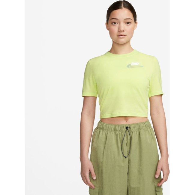 Camiseta Nike Sportswear Slim Feminina