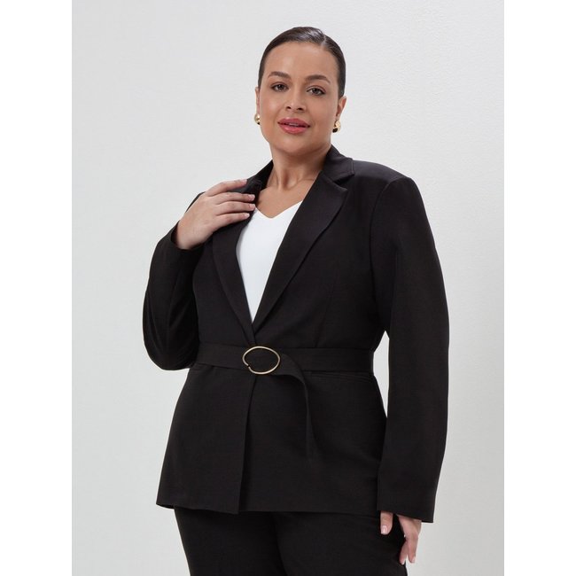 Blazer Intermediário em Alfaiataria Plus Size Preto Samila